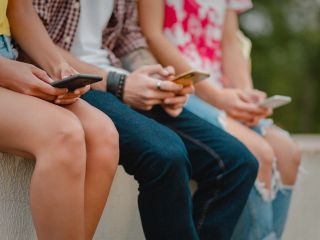 کابوس والدین: دخترم در چنگال «شیطان‌پرستی ۷۶۴»