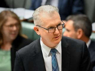 استرالیا می‌گوید که اخراج سفیر ایران بر مبنای «اطلاعات داخلی» بود، نه گزارش موساد