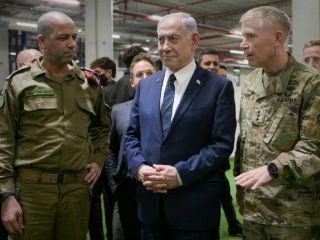 بنیامین نتانیاهو: آنچه در ایران انجام دادیم، جهان را شگفت‌زده کرد/ پیام تبریک اسرائیل به مناسبت روز کوروش