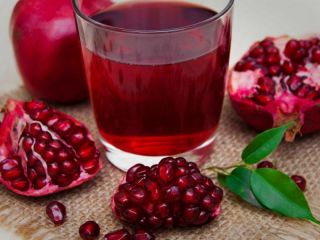 نوشیدن روزانه یک فنجان آب انار گرفتگی رگ‌ها را تا ۳۰ درصد کاهش می‌دهد