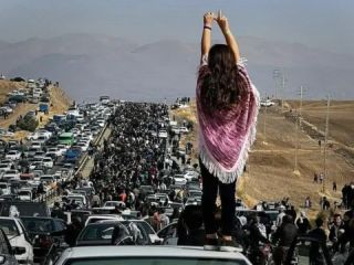 روز موعود و آمادگی برای دگرگونی تاریخی