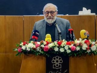 محمدجواد لاریجانی: می‌توانیم در دو هفته بمب اتم داشته باشیم اما نمی‌خواهیم