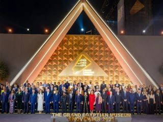 نمایش جلوه‌ای از شکوه فرعونی در شب پرفروغ جیزه؛ مصر بزرگ‌ترین موزه جهان را افتتاح کرد