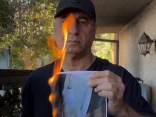 حمید فرخ نژاد در اعتراض به کشته شدن امید سرلک، عکس خامنه‌ای را آتش زد