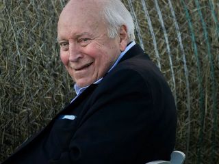 دیک چنی؛ معاون جرج بوش و از معماران «جنگ با تروریسم» در سن ۸۴ سالگی درگذشت