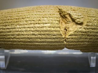 منشور کوروش به‌عنوان یکی از نخستین اسناد حقوق بشر جهان به رسمیت شناخته شد