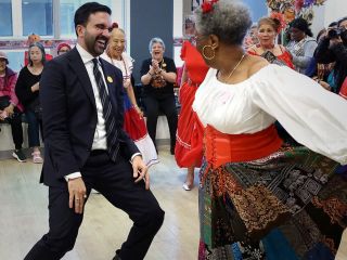 زهران ممدانی؛ شیعه ‌اثنی‌عشری و مدافع سرسخت جامعه‌ رنگین‌کمانی