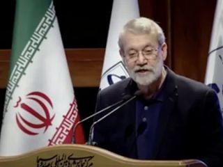 لاریجانی: حتی اگر به قیمت رویارویی تمام شود، با قدرت جلوی آمریکا می‌ایستیم