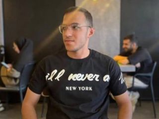 جوان ۲۰ ساله اهوازی که در اعتراض به تخریب دکه‌اش خودسوزی کرده بود، جان باخت