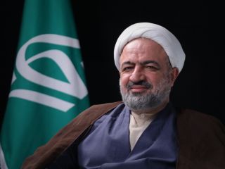 فارس نیوز با این عکس حمید رسایی را در صحن مجلس رسوا کرد