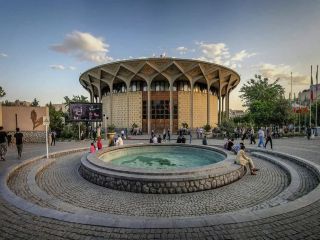 حوض خاطره‌انگیز تئاتر شهر قربانی تصمیم زاکانی و تخریب شد