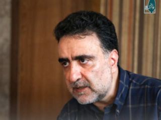 تاجزاده: رهبر دیر یا زود کشتی ایران را به صخره خواهد کوبید، یا به گِل خواهد نشاند