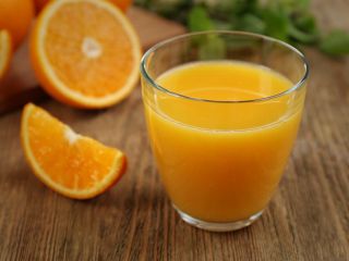 مطالعه جدید از تاثیر مثبت «آب‌پرتقال طبیعی» بر ژن‌ها و سلامت قلب خبر می‌دهد