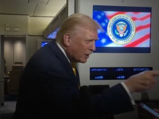 واکنش کاخ سفید به توهین جنجالی ترامپ که به خبرنگار گفته بود: «خفه شو، خوک» + ویدیو