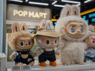 تب لبوبو در ایران و جهان؛ ترند عروسک‌های «زشت» یا «بامزه» که تمامی ندارد