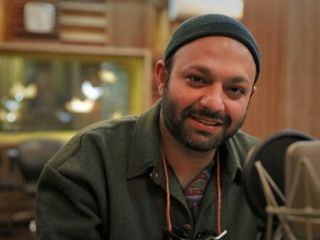 حکم سنگین برای مزاحم صابر ابر: ۱۶ ماه پشت میله‌های زندان و پرداخت دیه