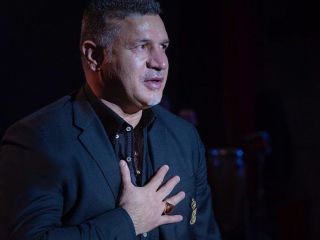 علی دایی: هرچه دارم از حضرت زهرا است!