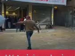 ویدیوی صف خرید آیفون ۱۷ در غزه که در سایت های خبری ایران نیز منتشر و وایرال شده است