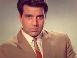 دِرمندرا،«ابرمرد» سینمای هند و بازیگر نقش «ویرو» در فیلم«شعله» در ۸۹ سالگی درگذشت