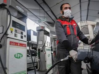 دولت پزشکیان عرضه بنزین پنج هزار تومانی را تصویب کرد