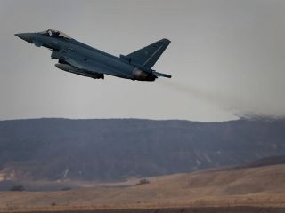 رسانه اسرائیلی از عملیات شناسایی جنگنده‌های این کشور در نزدیکی مرز ایران خبر داد