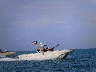 سپاه یک کشتی دیگر را توقیف کرد؛ دلار به ۱۱۷ هزار تومان نزدیک شد