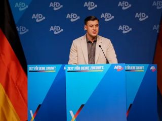 سازمان جدید جوانان AfD با نام «نسل آلمان» تأسیس شد؛ سخنرانی «به سبک آدولف هیتلر»