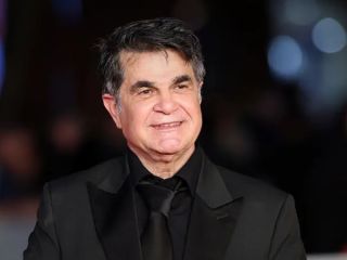 دادگاه انقلاب تهران جعفر پناهی را به یک سال زندان محکوم کرد