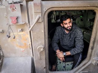 تصاویر؛ تبدیل تانک اسرائیلی به ایستگاه شارژ در غزه