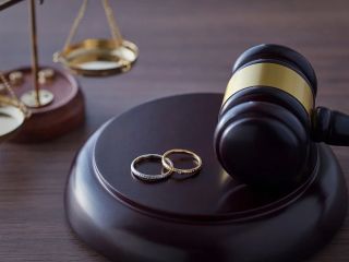 درخواست ۳۰ سال زندان برای مادری که متهم به مسموم کردن دو دخترش است