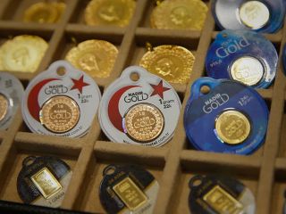 کارمند دادگاه استانبول با ۲۵ کیلو طلا و ۵۰ کیلو نقره به بریتانیا گریخت