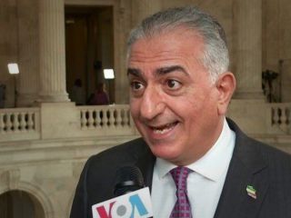 آیا رضا پهلوی به «اپوزیسیونِ اپوزیسیون» ایران تبدیل شده است؟