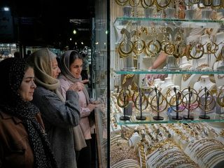 تاثیر جنگ ۱۲ روزه با اسرائیل بر نحوه سرمایه‌گذاری ایرانی‌ها؛ خرید دارایی‌ قابل حمل برای حفظ ارزش پول