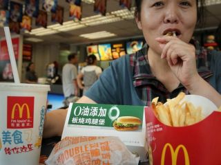 ارتباط مصرف غذاهای فوق فرآوری شده با ۱۲ بیماری عمده