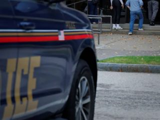 آمریکا بیش از ۵۰ مهاجر ایرانی فاقد مدرک را به ایران بازمی‌گرداند