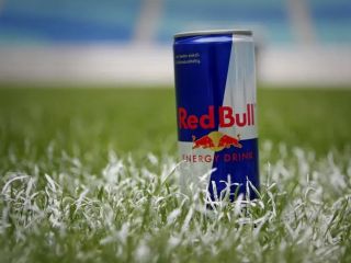 مصرف زیاد نوشابه‌های انرژی‌زا و افزایش جدی خطر سکته مغزی