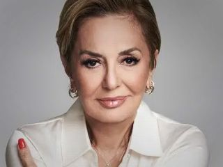 زنی که صدایش سال‌ها ممنوع بود؛ پنج نکته از گوگوش در کتاب «صدای قدغن»