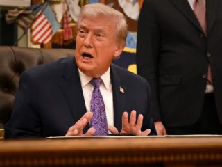 ترامپ: اگر ایران برای احیای توان اتمی خود تلاش کند، دوباره آن را نابود می‌کنیم