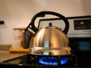 قاتل خاموش در آشپزخانه؛ وسیله‌ای که خطر سرطان ریه و دیابت را بالا می‌برد