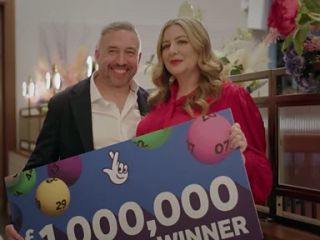 احتمال «۱ در ۲۴ هزار میلیارد»؛ زوج خوش‌شانسی که دو بار برنده بخت‌آزمایی میلیونی شدند