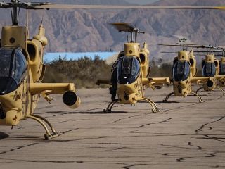 چگونه پهپادهای اسرائیل کبراهای ایران را از هم پاشیدند؟ پایان عصر هلی‌کوپترهای افسانه‌ای