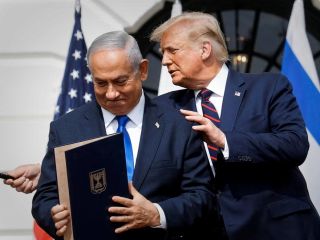 واشینگتن‌پست: نتانیاهو و ترامپ در برنامه‌ریزی حمله به ایران، کارزار فریب راه انداختند