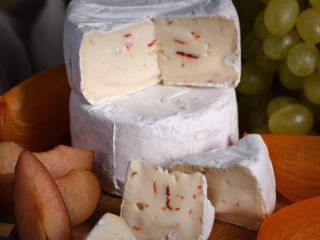 مصرف پنیر پرچرب می‌تواند برای مغز شما مفید باشد