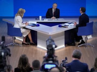 همدلی پوتین با ترامپ در نطق سالانه؛ رئیس جمهور روسیه: یک پنجم خاک اوکراین را ندهند جنگ ادامه می‌یابد