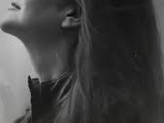 تک‌خوانی (بدون حجاب) ترانه «بسه برگرد» با صدای هنگامه قاضیانی