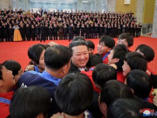 کیم جونگ اون باز هم رکورد زد!