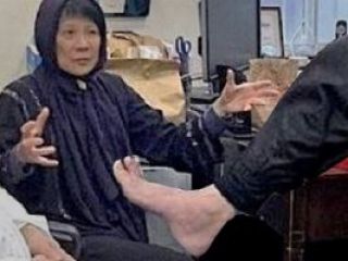 تصویر دیدار شهردار تورنتو با حجاب و امام جماعت بدون جوراب و کفش، وایرال شد