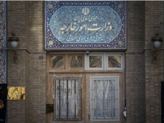 جمهوری اسلامی نیروی دریایی کانادا را «تروریستی» اعلام کرد