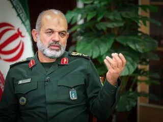 با حکم خامنه‌ای، احمد وحیدی جانشین فرمانده کل سپاه شد