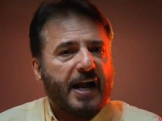 پیام سیدجواد هاشمی بازیگر به همکارانش: نترسید و از مردم معترض حمایت کنید